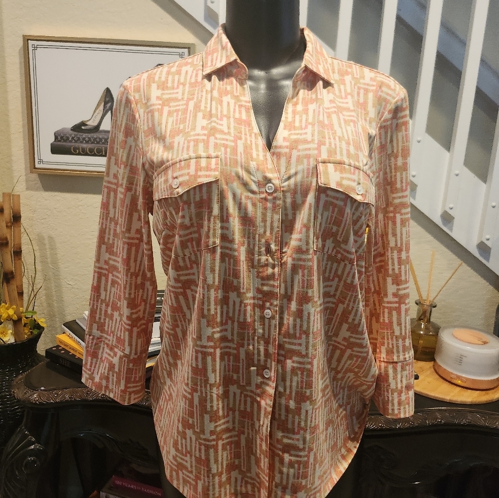 J. McLaughlin top size L